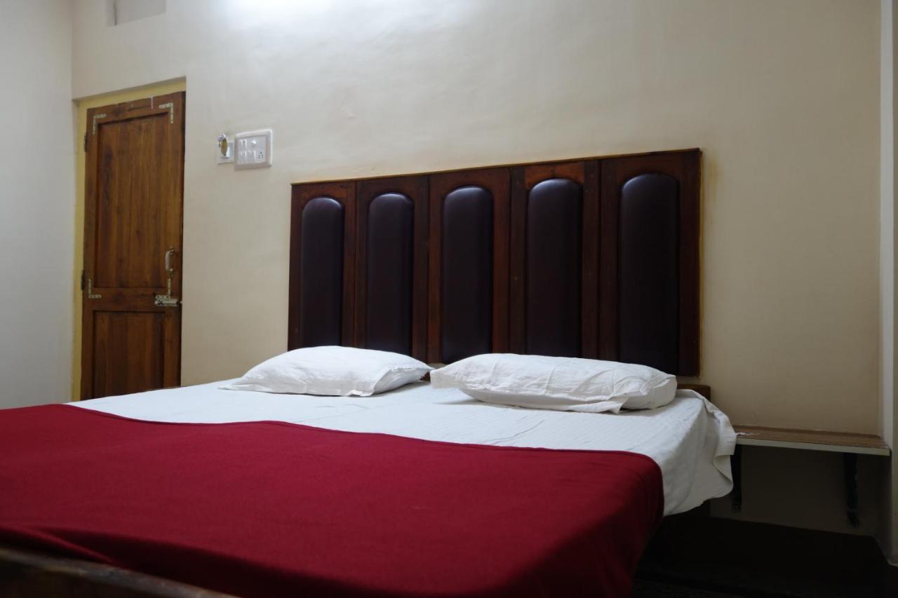 Hotel Hcb Brahmapur المظهر الخارجي الصورة